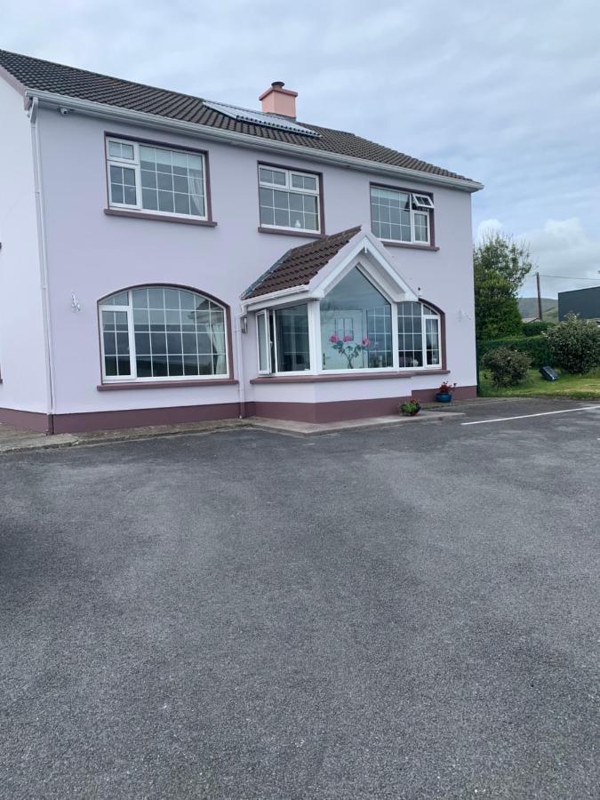 Bed and Breakfast Brownes Emlagh East Экстерьер фото