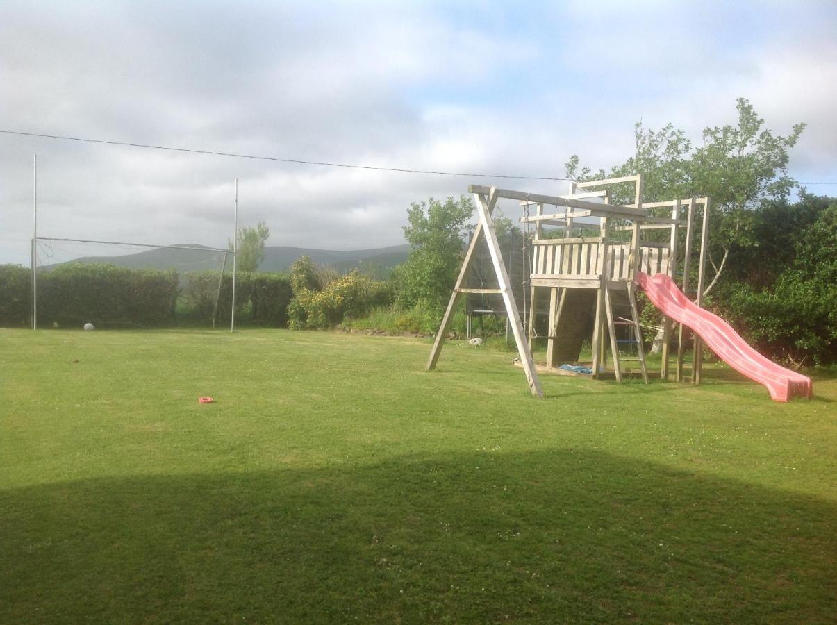 Bed and Breakfast Brownes Emlagh East Экстерьер фото